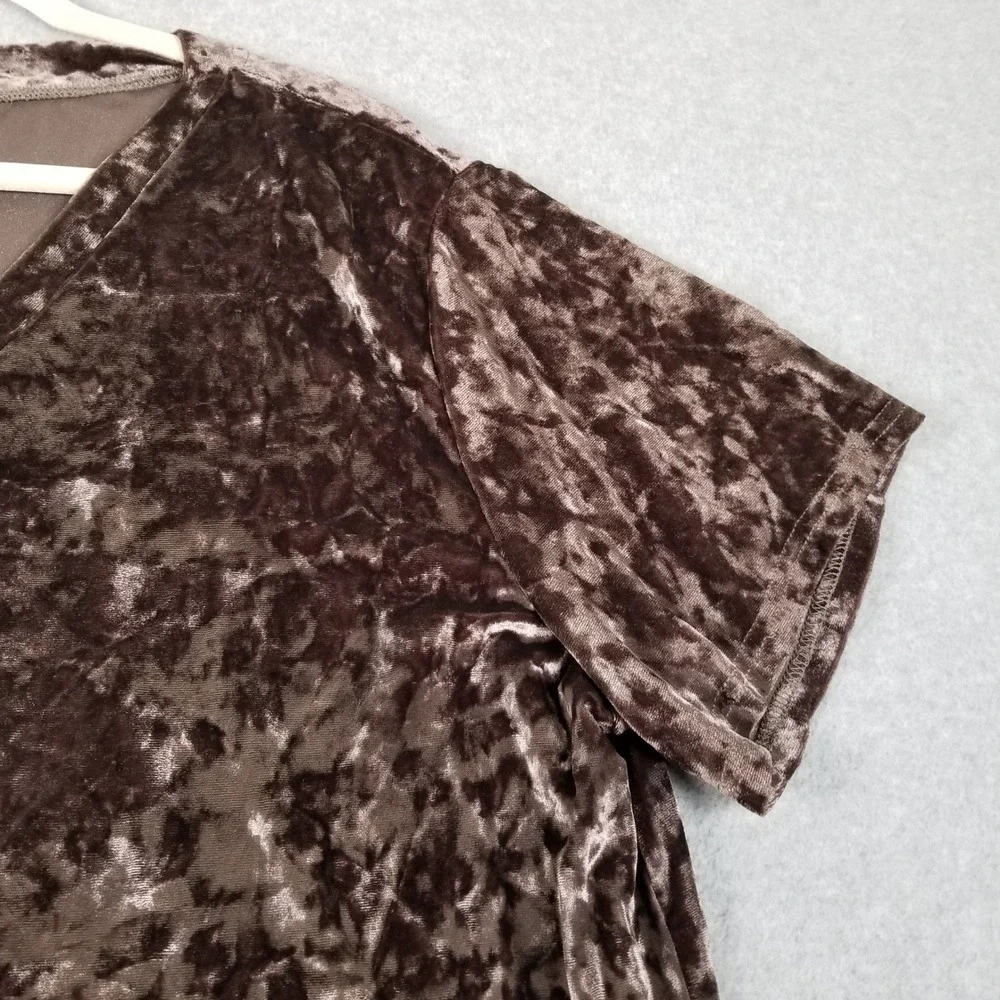 Amaryllis Top‎ Women's 3X Plus Brown Crushed Velvet Short Sleeve Blouse Stretch